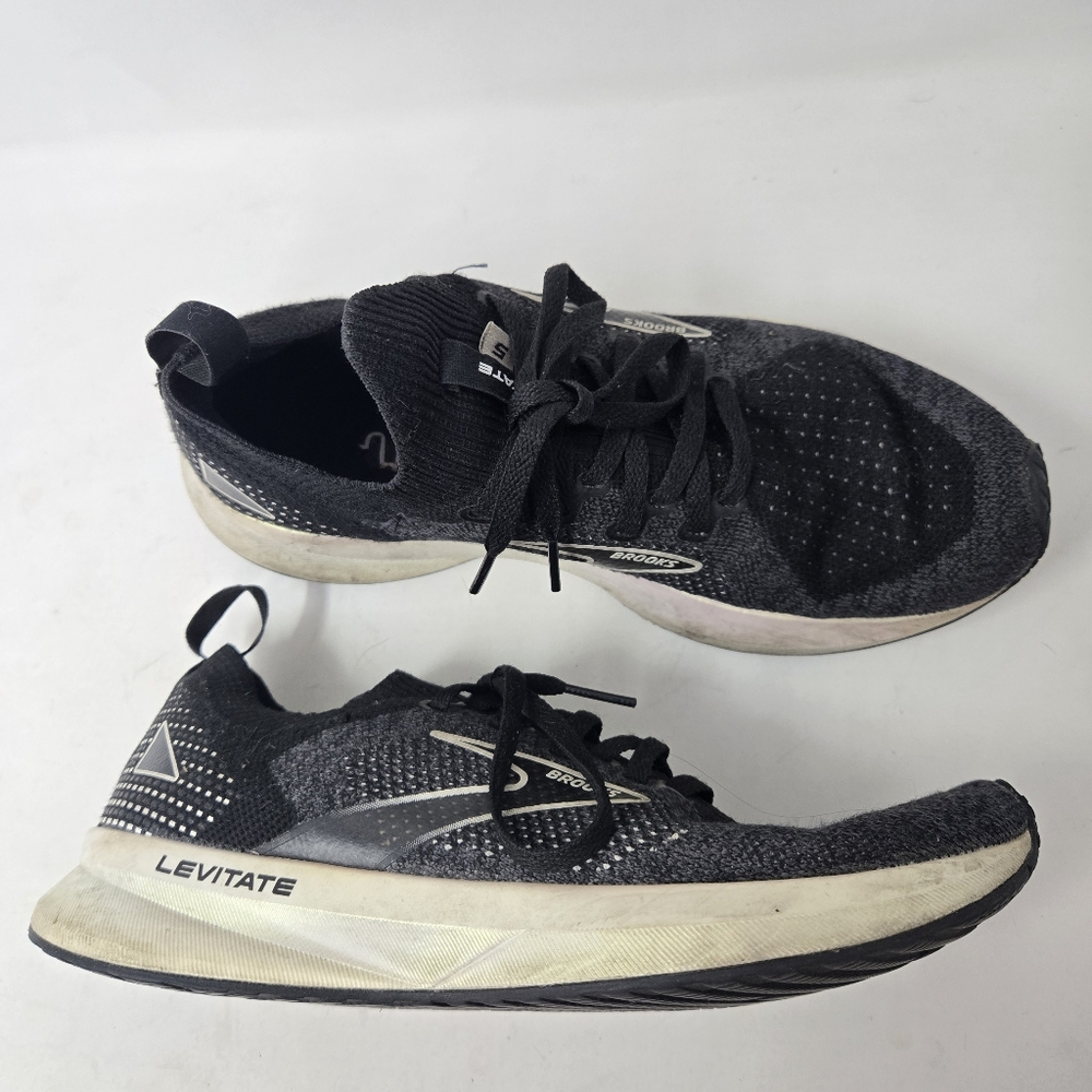 Brooks Levitate 5 Stealthfit Running Shoes Lace Up Sneakers Women's Size 7